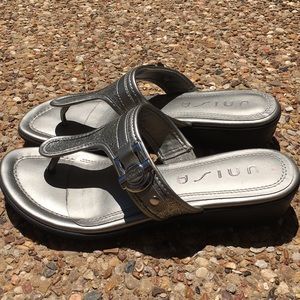 Unisa sandals